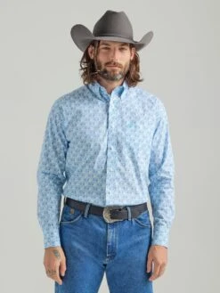 Wrangler 'George Strait' Men's Relaxed Fit Print Button Down - Blue