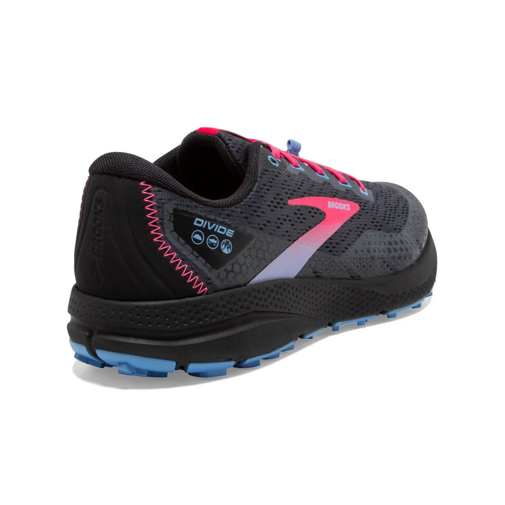 'Brooks' Women's Divide 3 - Ebony / Black / Diva Pink 7 'Brooks' Women's Divide 3 - Ebony / Black / Diva Pink - Image 5