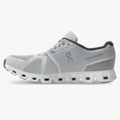 'On Running' Men's Cloud 5 - Glacier / White 13 'On Running' Men's Cloud 5 - Glacier / White -Outdoor Clothing Store 59.98909 cloud 5 ss22 glacier white m g4 1024x1024@2x
