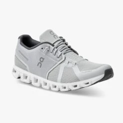 'On Running' Men's Cloud 5 - Glacier / White 12 'On Running' Men's Cloud 5 - Glacier / White -Outdoor Clothing Store 59.98909 cloud 5 ss22 glacier white m g6 1024x1024@2x