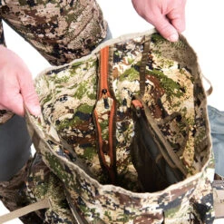 'Sitka' Mountain Hauler 4000 - Subalpine -Outdoor Clothing Store Mountain Hauler 4000 Pack Subalpine 2019 alt 9 1024x1024@2x